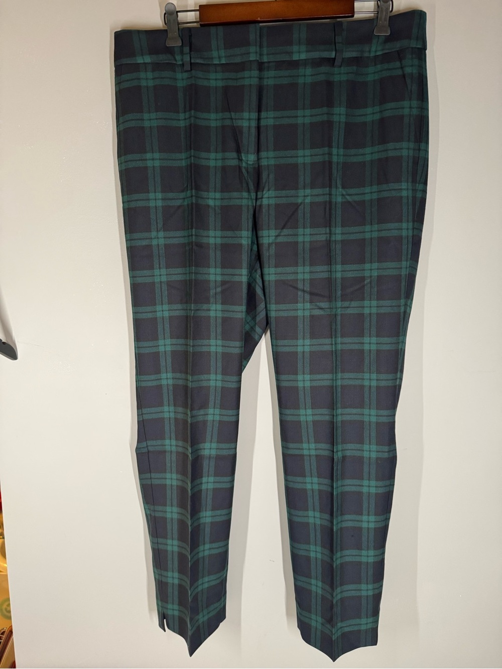 Talbots Hampshire Ankle Navy and Green Plaid Women’s Dress Pants Sz 14